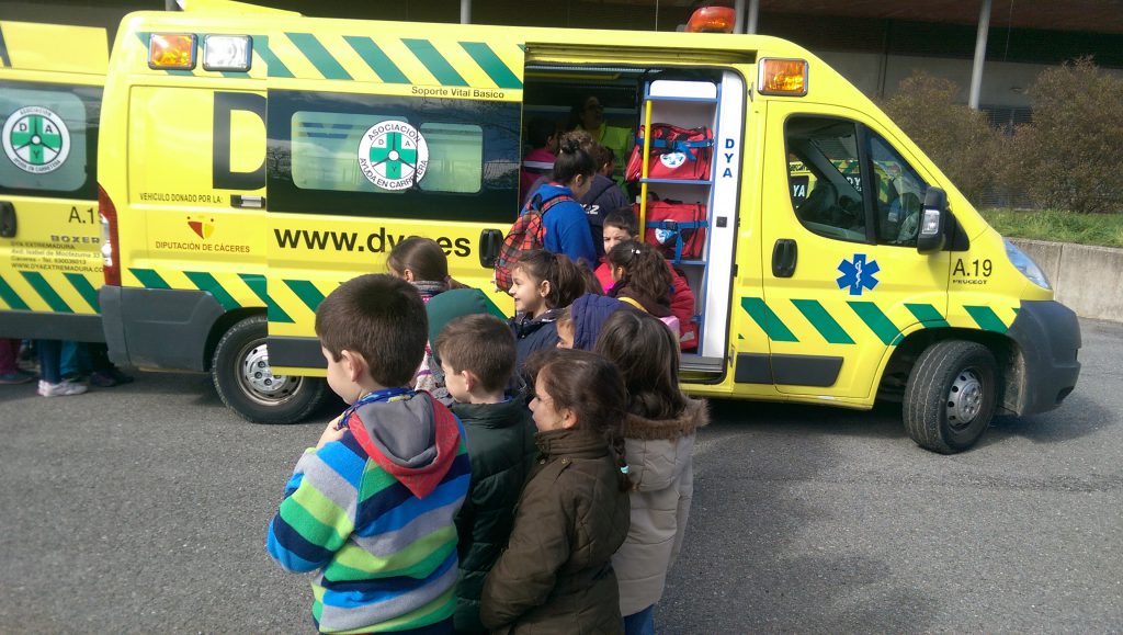 Scouts Al-Kazires en exposición de medios DYA